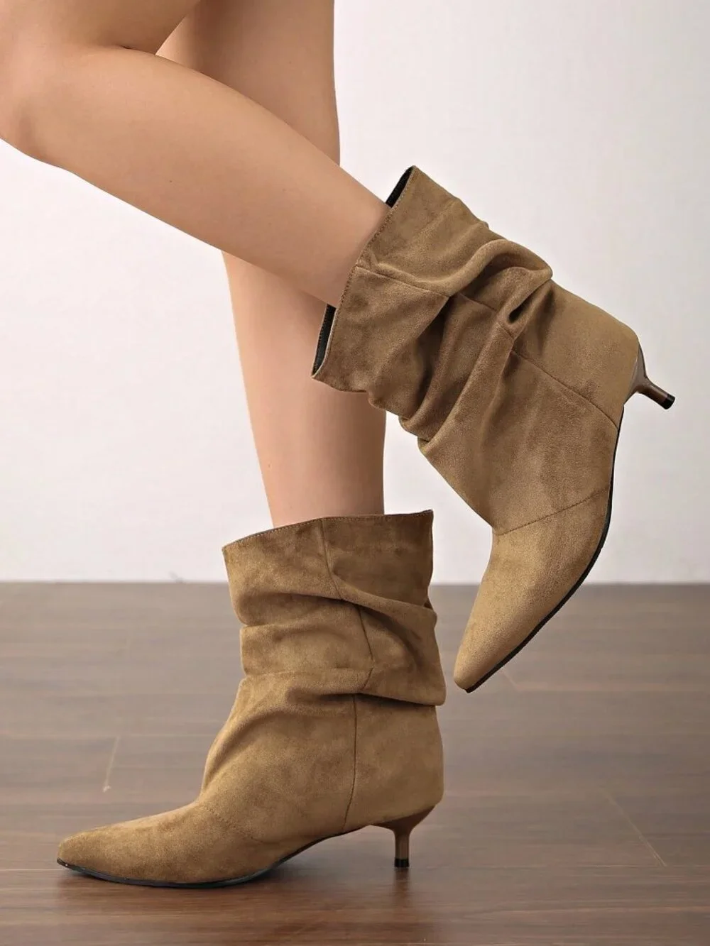 Khaki Boho Women's Pleated heeled Boots